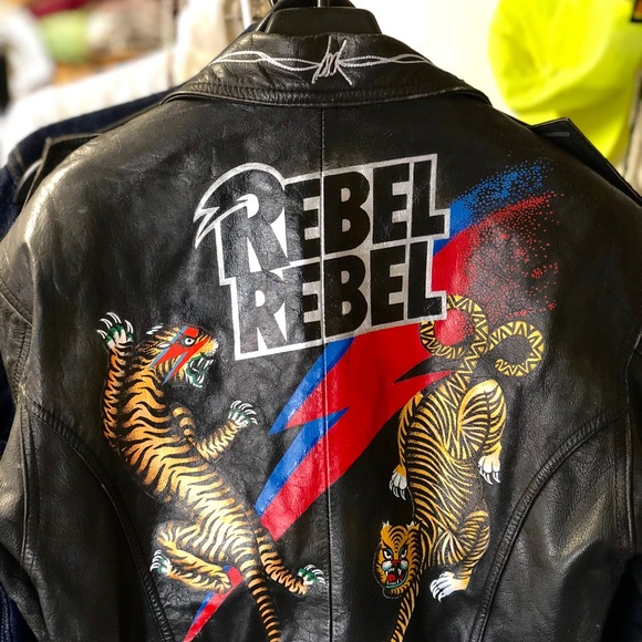 Meet your Posher, Amy - Picture 4 of 6